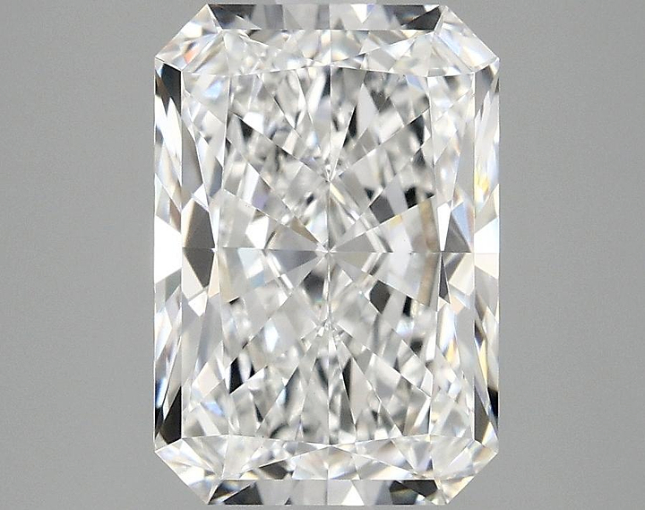3.05 Carat Radiant Shaped Ideal Cut VS1 IGI Certified Lab Grown Diamond