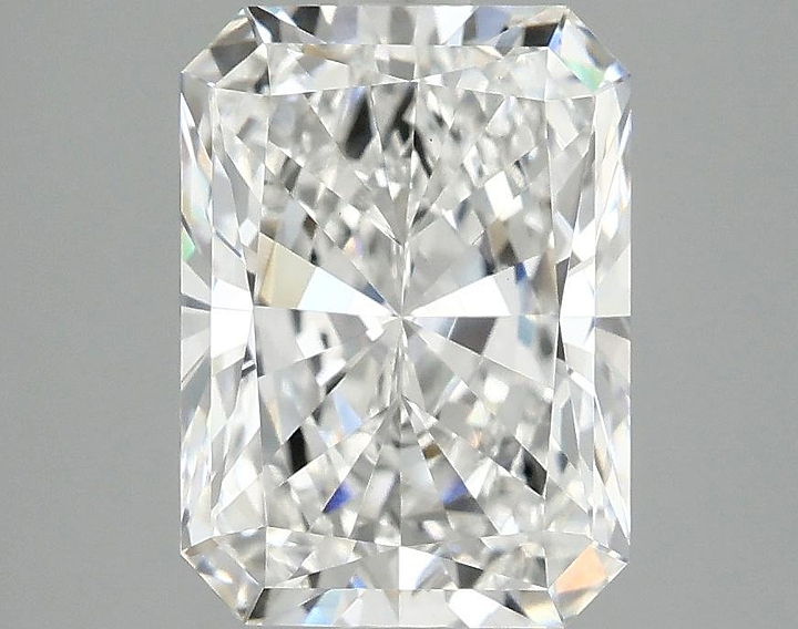 3.01 Carat Radiant Shaped Excellent Cut VS1 IGI Certified Lab Grown Diamond