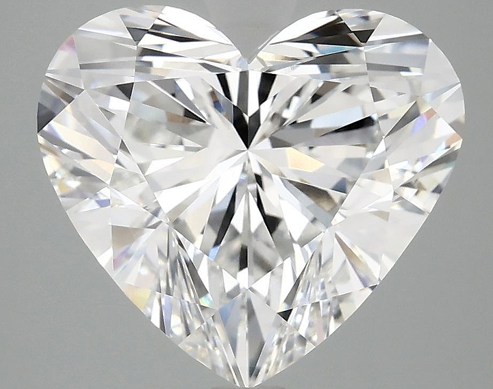 5.08 Carat Heart Shaped Ideal Cut VS1 IGI Certified Lab Grown Diamond