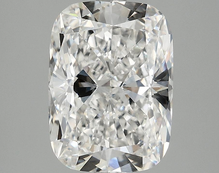 3.08 Carat Cushion Shaped Excellent Cut VVS2 IGI Certified Lab Grown Diamond