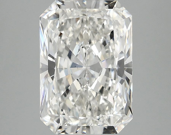 3.08 Carat Radiant Shaped Ideal Cut VS2 IGI Certified Lab Grown Diamond