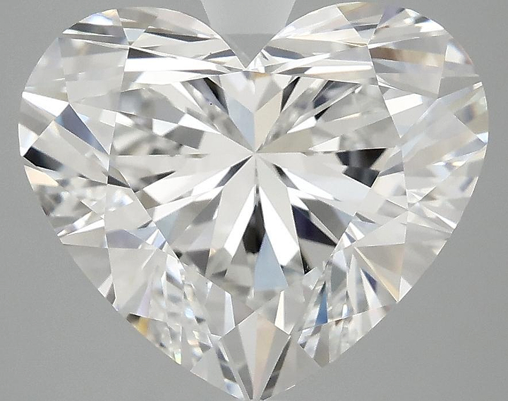 5.49 Carat Heart Shaped Excellent Cut VS1 IGI Certified Lab Grown Diamond
