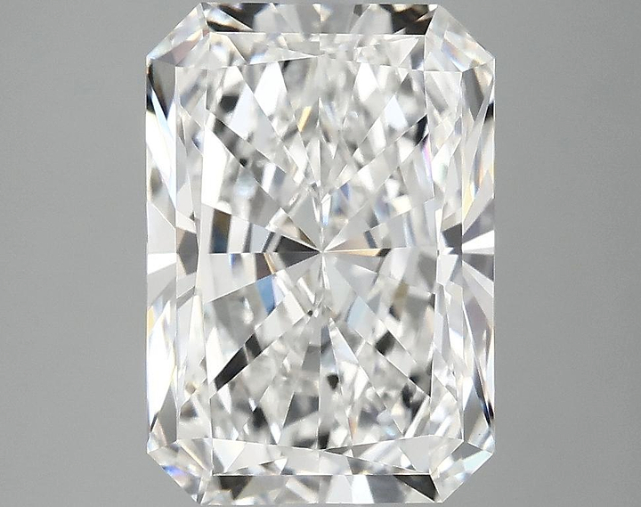 3.96 Carat Radiant Shaped Ideal Cut VVS2 IGI Certified Lab Grown Diamond
