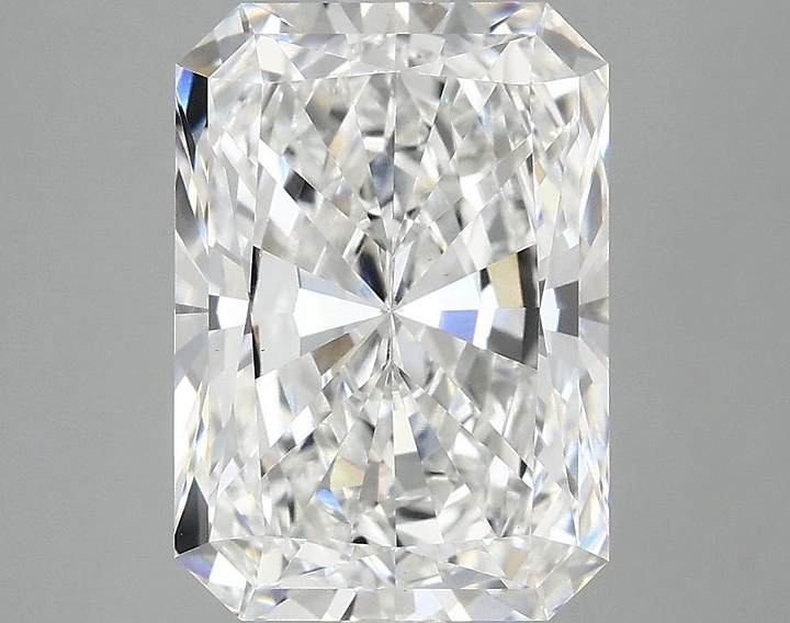 4.2 Carat Radiant Shaped Ideal Cut VS1 IGI Certified Lab Grown Diamond
