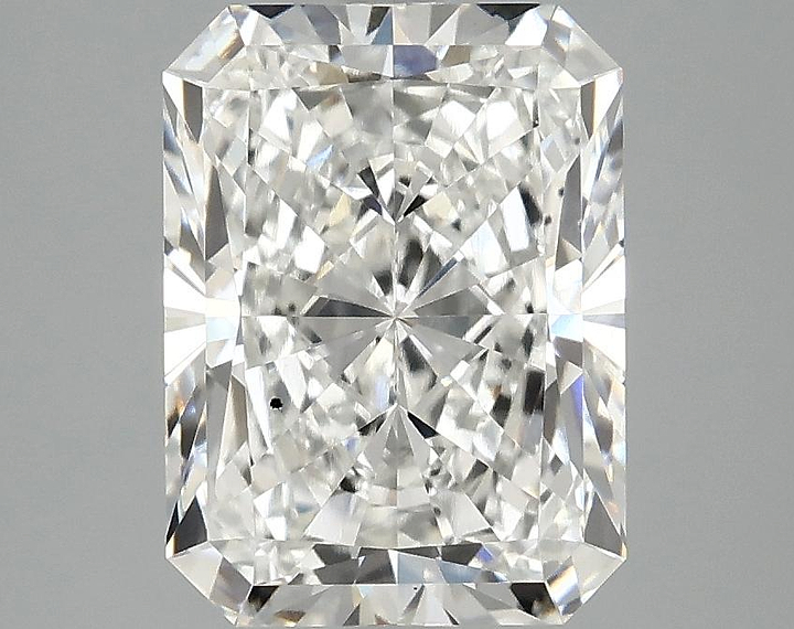 3.03 Carat Radiant Shaped Excellent Cut VS2 IGI Certified Lab Grown Diamond