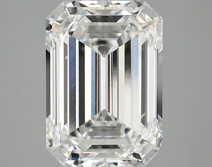 3.08 Carat Emerald Shaped Ideal Cut VS2 IGI Certified Lab Grown Diamond