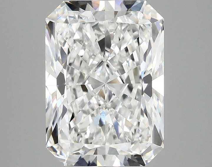 3.99 Carat Radiant Shaped Ideal Cut VVS2 IGI Certified Lab Grown Diamond