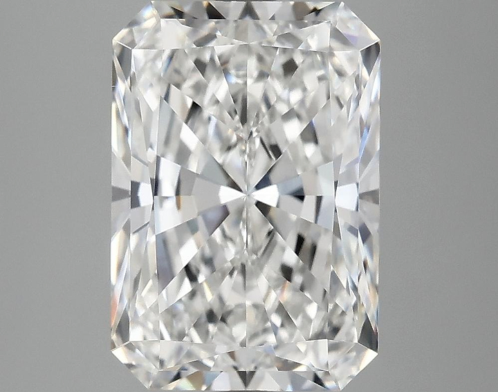 4.09 Carat Radiant Shaped Ideal Cut VVS2 IGI Certified Lab Grown Diamond