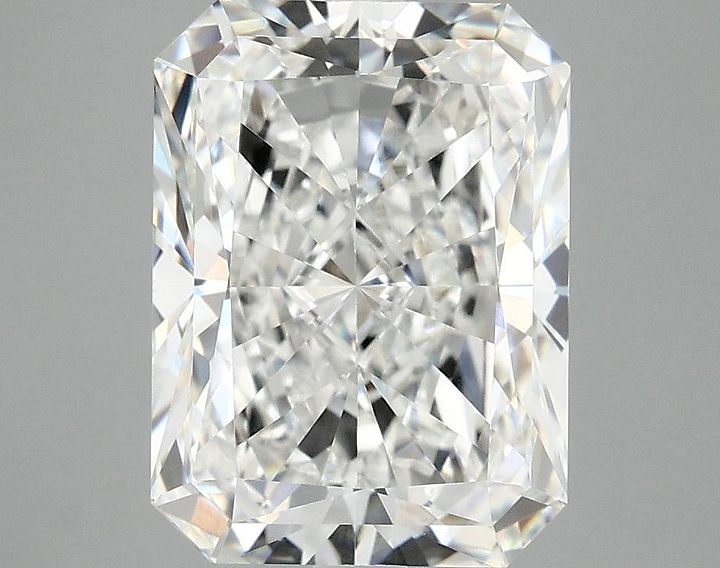 3.93 Carat Radiant Shaped Excellent Cut VVS2 IGI Certified Lab Grown Diamond