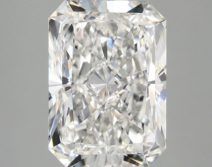 3.02 Carat Radiant Shaped Ideal Cut VVS2 IGI Certified Lab Grown Diamond