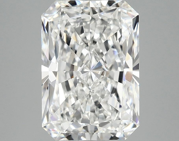 3.07 Carat Radiant Shaped Ideal Cut VS1 IGI Certified Lab Grown Diamond