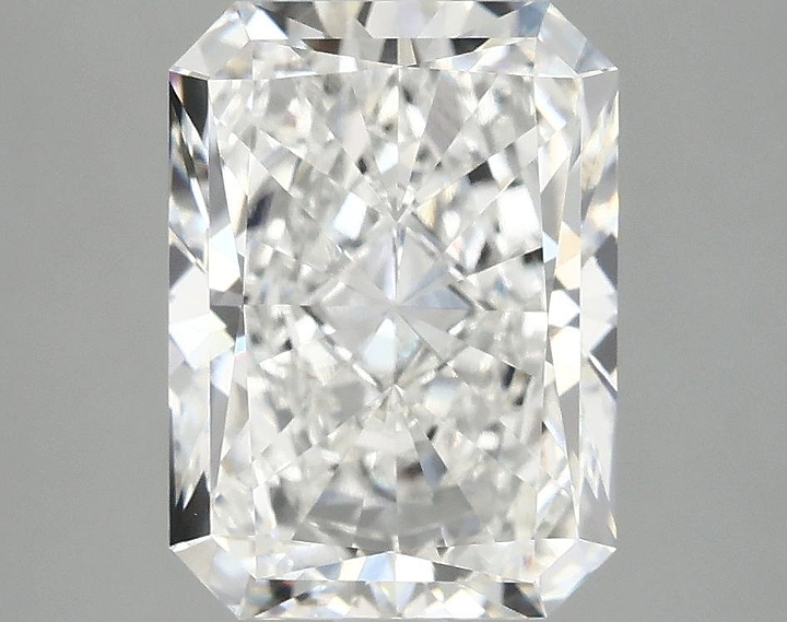 4.02 Carat Radiant Shaped Excellent Cut VVS2 IGI Certified Lab Grown Diamond