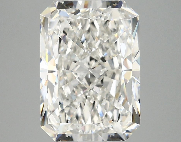 4.05 Carat Radiant Shaped Ideal Cut VVS2 IGI Certified Lab Grown Diamond