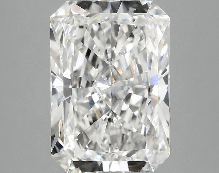3.09 Carat Radiant Shaped Ideal Cut VVS2 IGI Certified Lab Grown Diamond