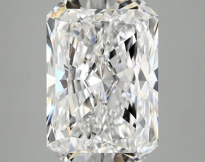 4.04 Carat Radiant Shaped Ideal Cut VS1 IGI Certified Lab Grown Diamond