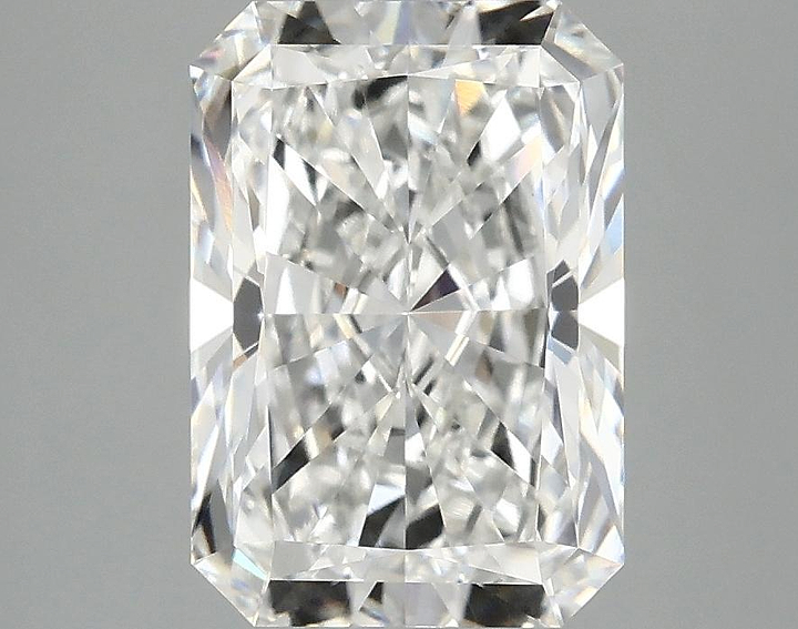 3.09 Carat Radiant Shaped Ideal Cut VVS2 IGI Certified Lab Grown Diamond