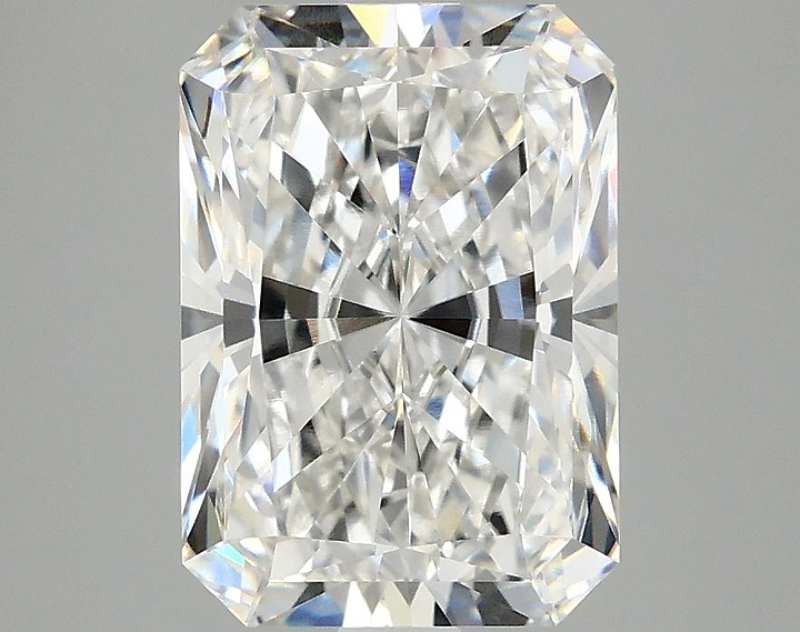 3.1 Carat Radiant Shaped Ideal Cut VVS2 IGI Certified Lab Grown Diamond