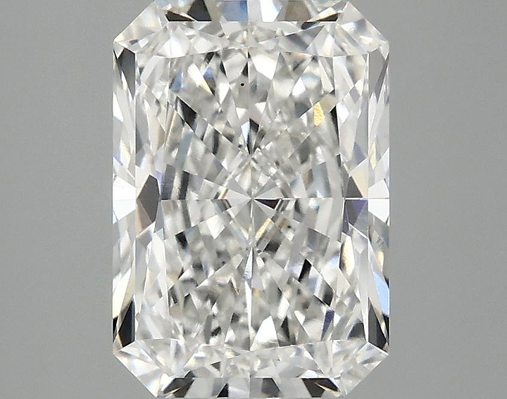 2.59 Carat Radiant Shaped Ideal Cut VS2 IGI Certified Lab Grown Diamond