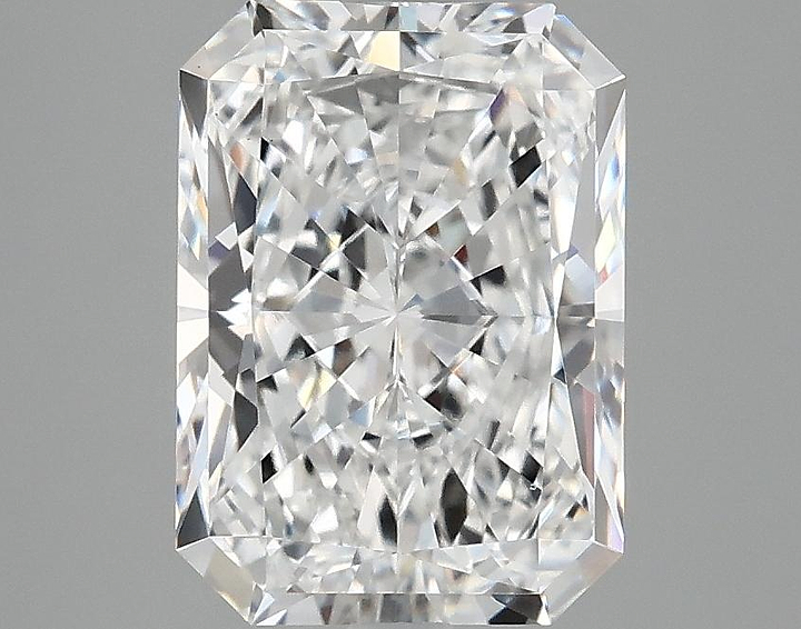 2.9 Carat Radiant Shaped Excellent Cut VS1 IGI Certified Lab Grown Diamond