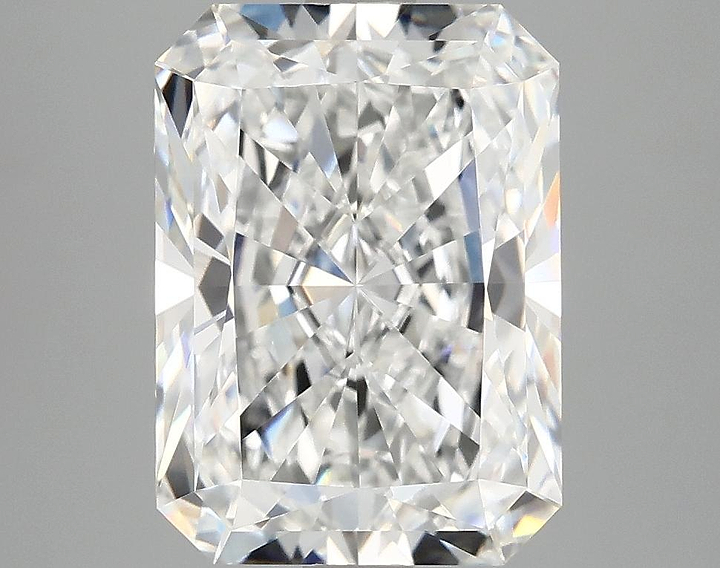 4.19 Carat Radiant Shaped Excellent Cut VVS2 IGI Certified Lab Grown Diamond