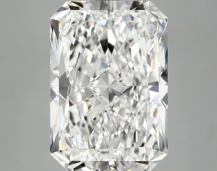 7.21 Carat Radiant Shaped Ideal Cut VVS2 IGI Certified Lab Grown Diamond