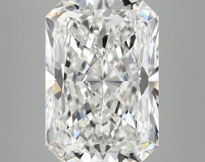 8.02 Carat Radiant Shaped Ideal Cut VVS2 IGI Certified Lab Grown Diamond
