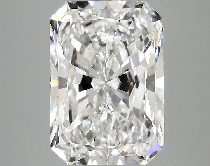3.95 Carat Radiant Shaped Ideal Cut VVS2 IGI Certified Lab Grown Diamond