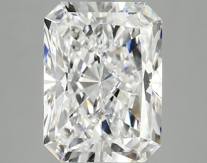 4.03 Carat Radiant Shaped Excellent Cut VVS2 IGI Certified Lab Grown Diamond