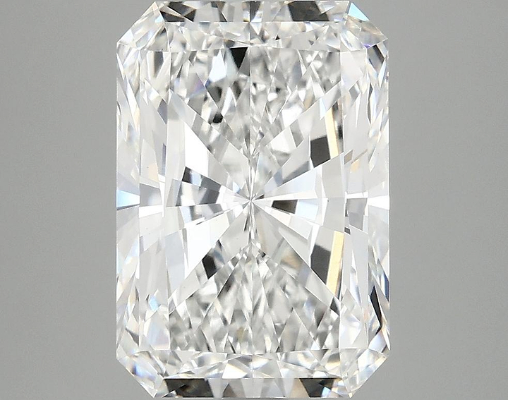 3.7 Carat Radiant Shaped Ideal Cut VVS2 IGI Certified Lab Grown Diamond