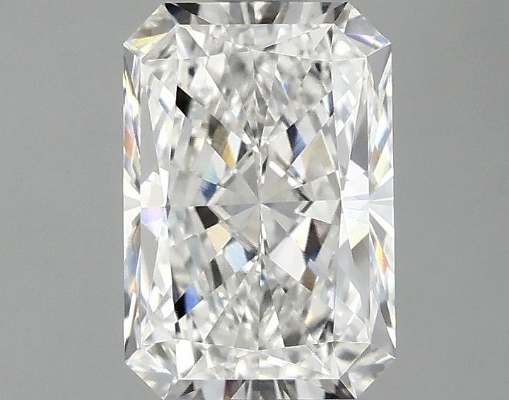 1.99 Carat Radiant Shaped Ideal Cut VVS2 IGI Certified Lab Grown Diamond