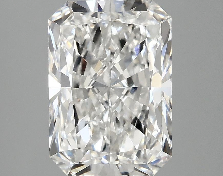 3.06 Carat Radiant Shaped Ideal Cut VS1 IGI Certified Lab Grown Diamond
