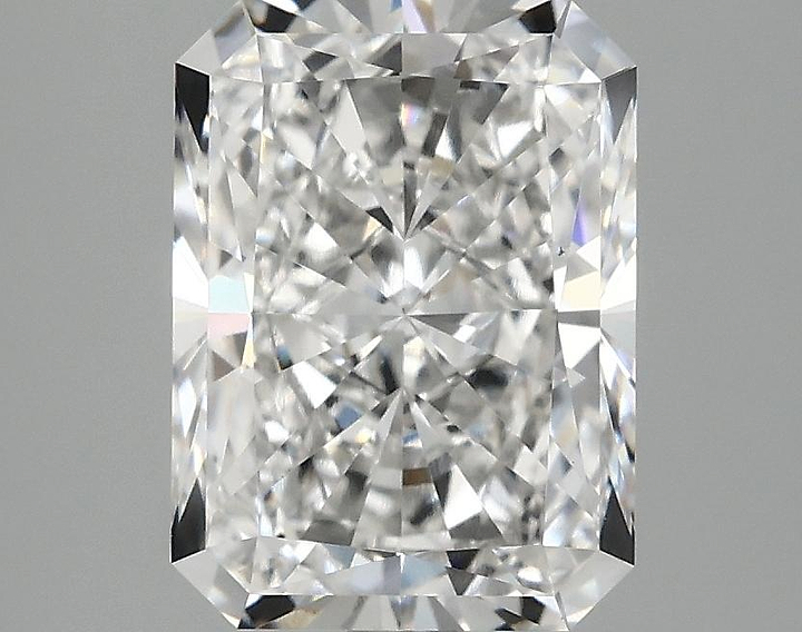 3.02 Carat Radiant Shaped Excellent Cut VS1 IGI Certified Lab Grown Diamond