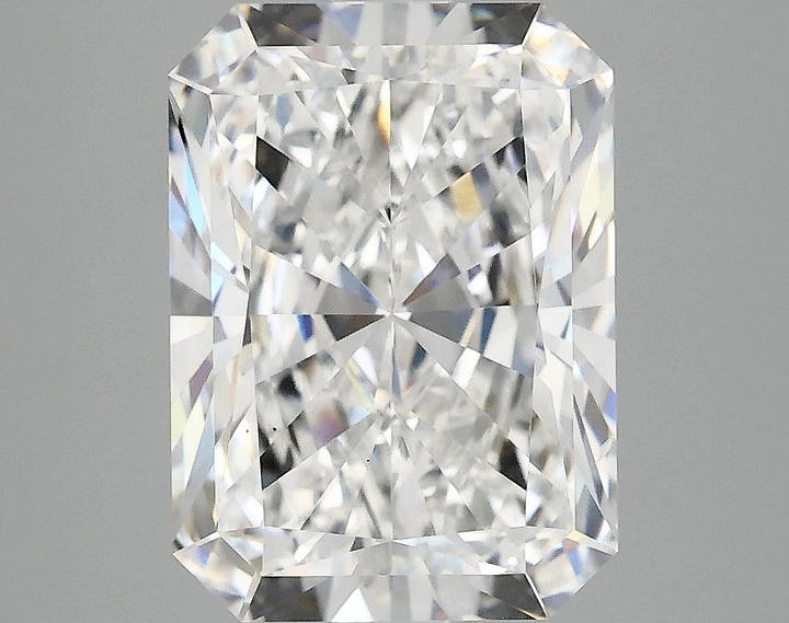 3.99 Carat Radiant Shaped Ideal Cut VS2 IGI Certified Lab Grown Diamond