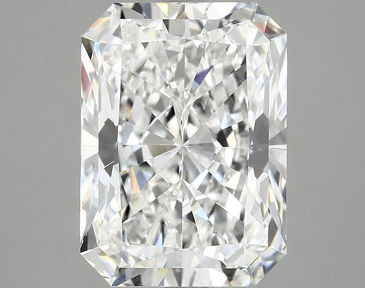 3.07 Carat Radiant Shaped Excellent Cut VVS2 IGI Certified Lab Grown Diamond
