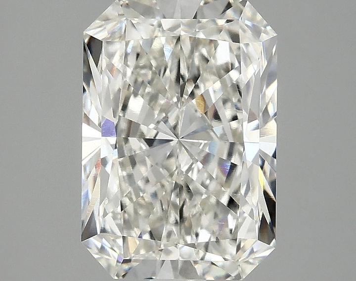 3.08 Carat Radiant Shaped Ideal Cut VS1 IGI Certified Lab Grown Diamond