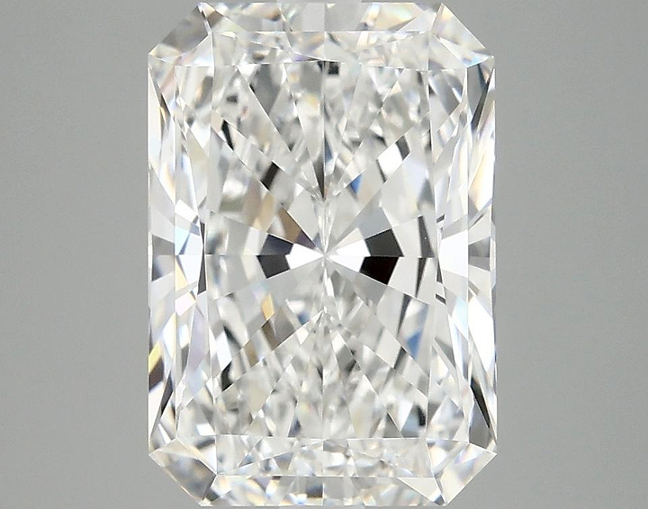 3.96 Carat Radiant Shaped Ideal Cut VVS2 IGI Certified Lab Grown Diamond