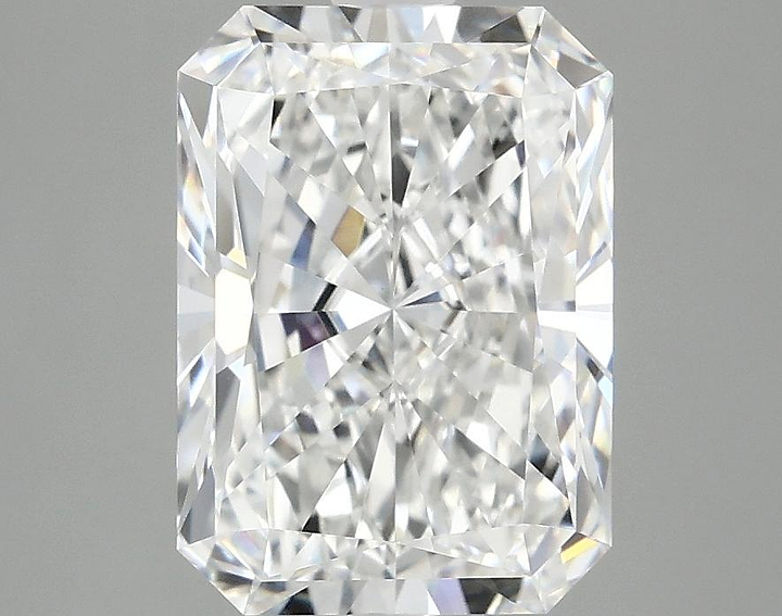 3.01 Carat Radiant Shaped Ideal Cut VVS2 IGI Certified Lab Grown Diamond