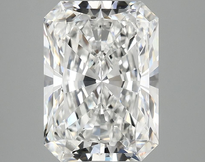 4.18 Carat Radiant Shaped Ideal Cut VVS2 IGI Certified Lab Grown Diamond