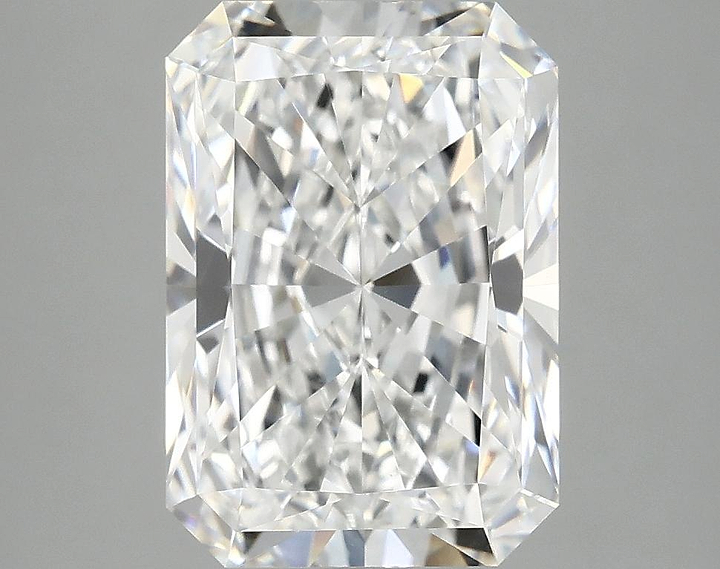4.13 Carat Radiant Shaped Ideal Cut VVS2 IGI Certified Lab Grown Diamond