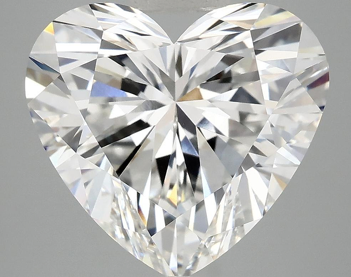 6.06 Carat Heart Shaped Ideal Cut VVS2 IGI Certified Lab Grown Diamond
