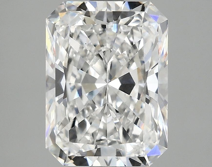 3.08 Carat Radiant Shaped Excellent Cut VS2 IGI Certified Lab Grown Diamond