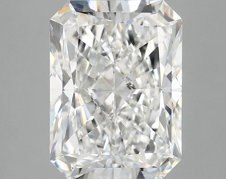 4.04 Carat Radiant Shaped Excellent Cut VVS2 IGI Certified Lab Grown Diamond