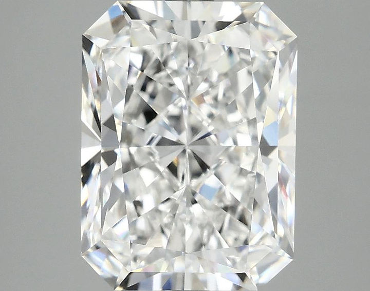 4.1 Carat Radiant Shaped Excellent Cut VVS2 IGI Certified Lab Grown Diamond