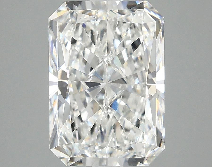 3.05 Carat Radiant Shaped Ideal Cut VVS2 IGI Certified Lab Grown Diamond