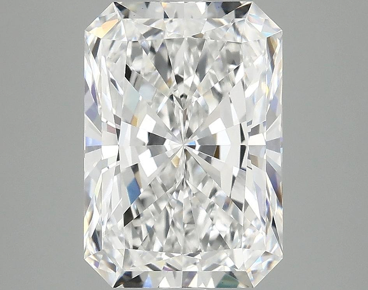 3.59 Carat Radiant Shaped Ideal Cut VS1 IGI Certified Lab Grown Diamond