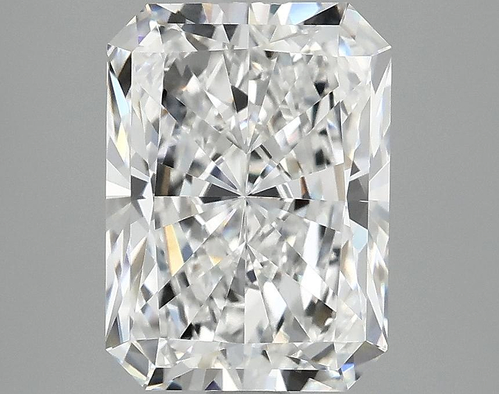 3.09 Carat Radiant Shaped Excellent Cut VVS2 IGI Certified Lab Grown Diamond