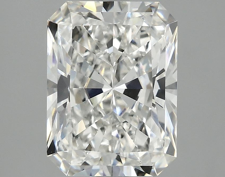 3.08 Carat Radiant Shaped Excellent Cut VS1 IGI Certified Lab Grown Diamond