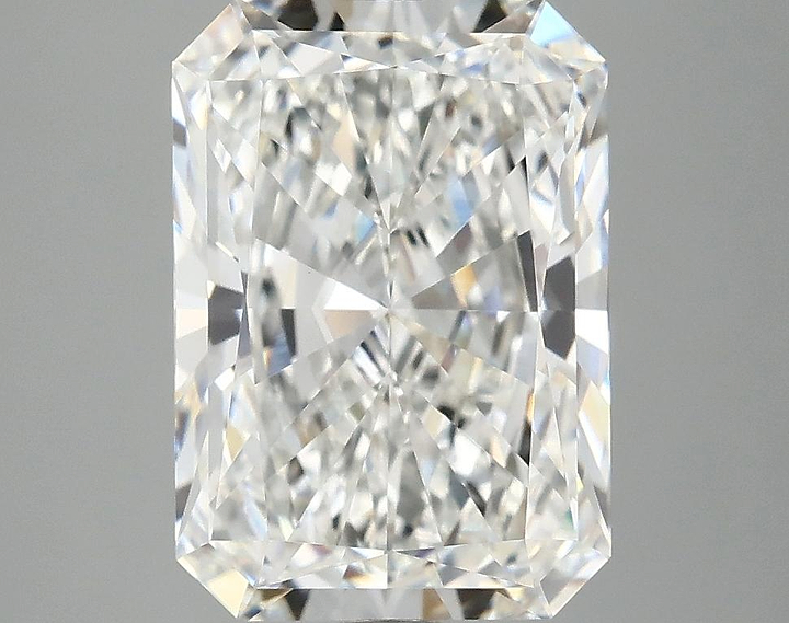 4.0 Carat Radiant Shaped Ideal Cut VVS2 IGI Certified Lab Grown Diamond