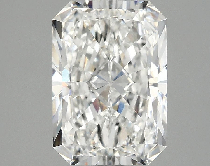 3.03 Carat Radiant Shaped Ideal Cut VVS2 IGI Certified Lab Grown Diamond