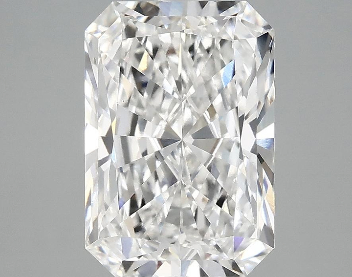 3.08 Carat Radiant Shaped Ideal Cut VS1 IGI Certified Lab Grown Diamond